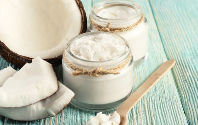 Kokosovo maslo (Cocos nucifera) Kokosovo maslo (Cocos nucifera)